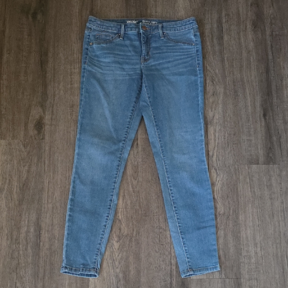 Womens Mossimo Mid-Rise Jegging 4/27R
